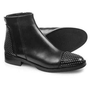 NWOB Stelle Monelle Black Studded Leather Ankle Boot